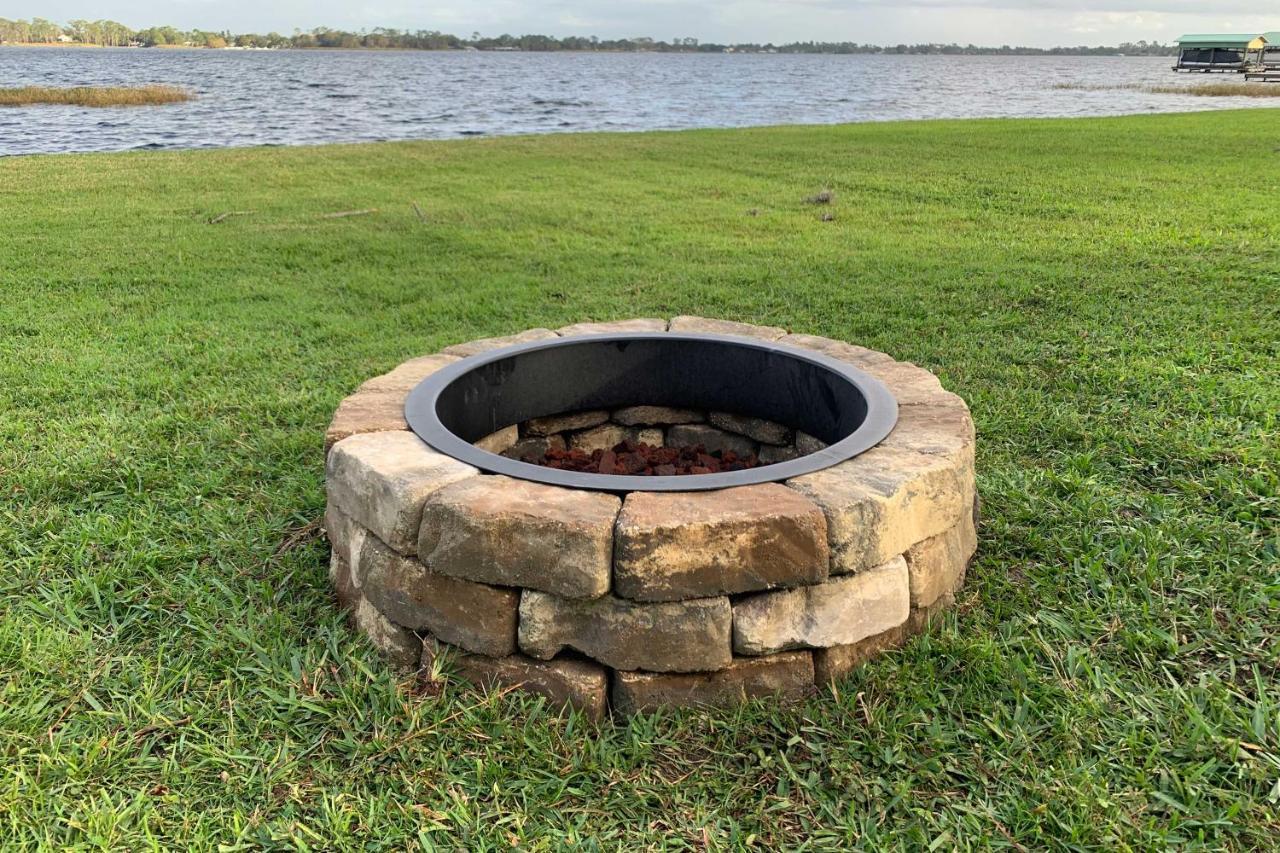 Lakefront Home With Game Room, Kayaks, And Fire Pit Lake Placid Eksteriør bilde